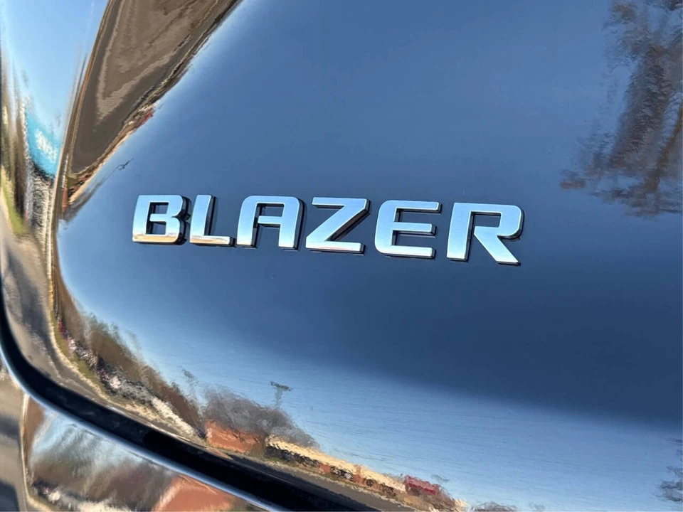 2023 Chevrolet Blazer - Image 15 of 21