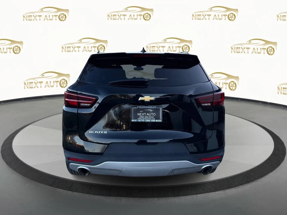 2023 Chevrolet Blazer - Image 4 of 21