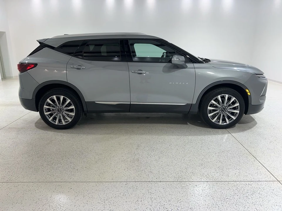 2023 Chevrolet Blazer - Image 6 of 21