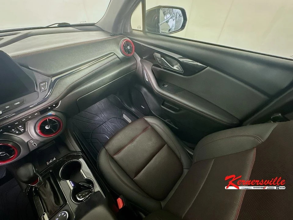 2023 Chevrolet Blazer - Image 11 of 24