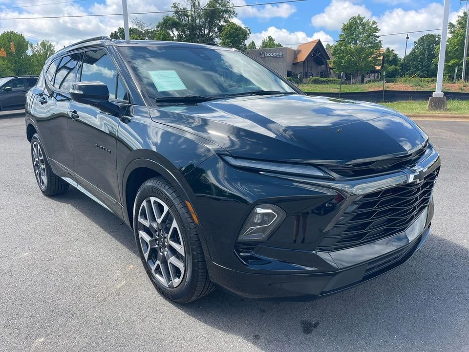 2023 Chevrolet Blazer - Image 7 of 12