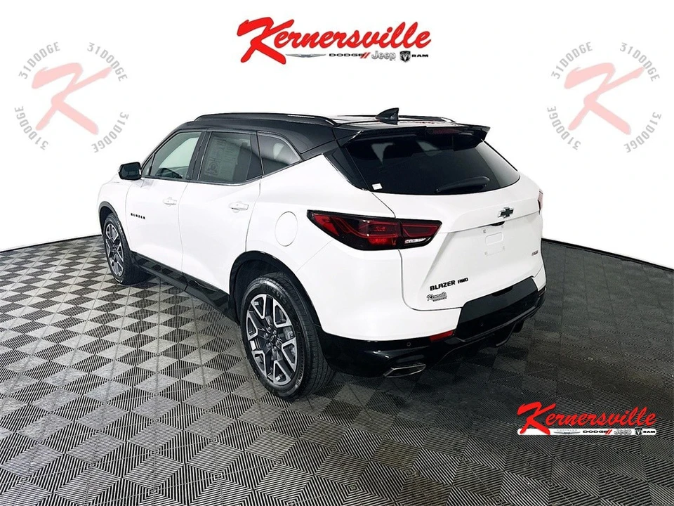 2023 Chevrolet Blazer - Image 5 of 21