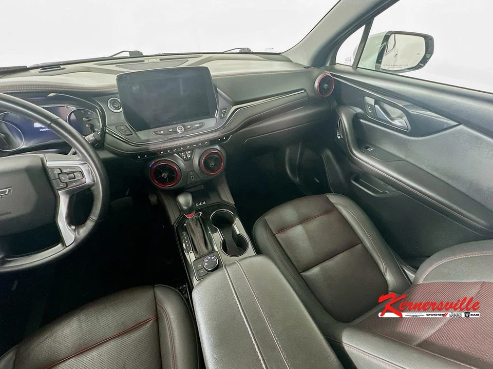 2023 Chevrolet Blazer - Image 11 of 12
