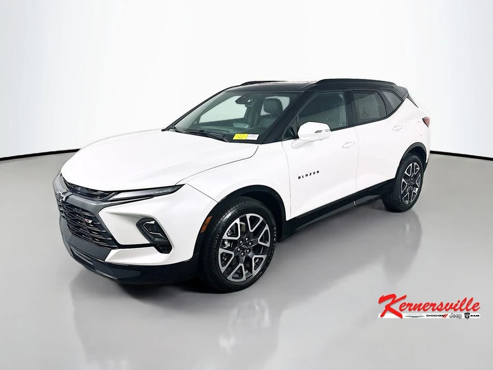 2023 Chevrolet Blazer - Image 3 of 12