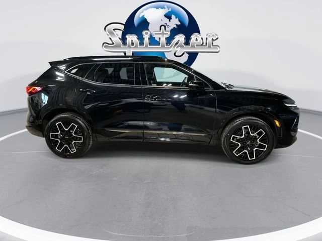 2023 Chevrolet Blazer - Image 2 of 12
