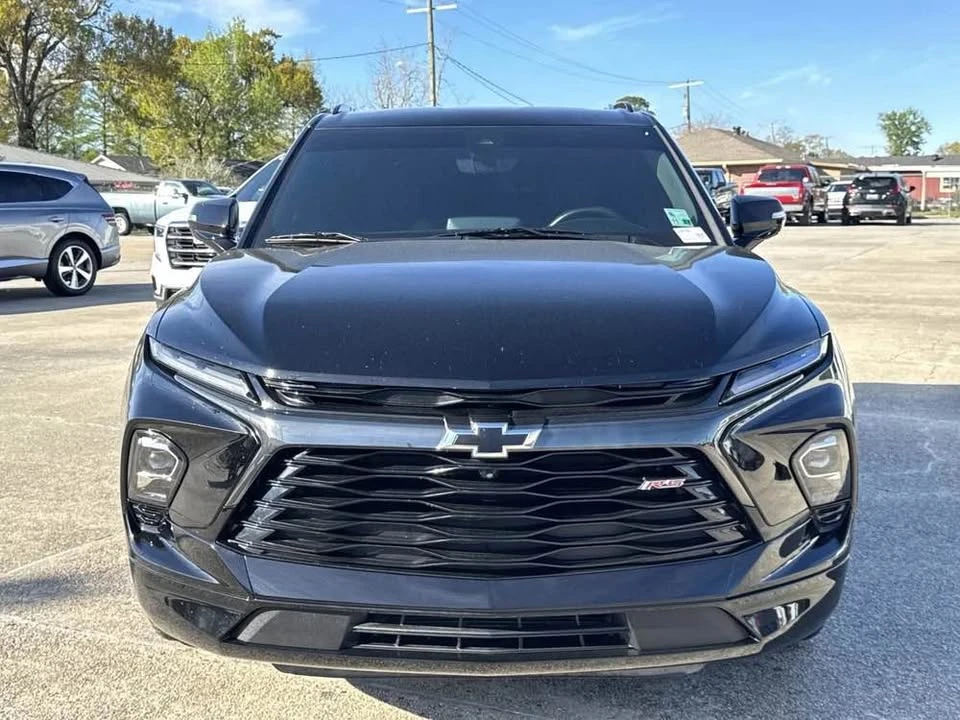 2023 Chevrolet Blazer - Image 2 of 17