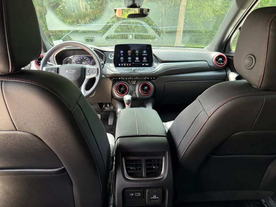 2023 Chevrolet Blazer - Image 16 of 17