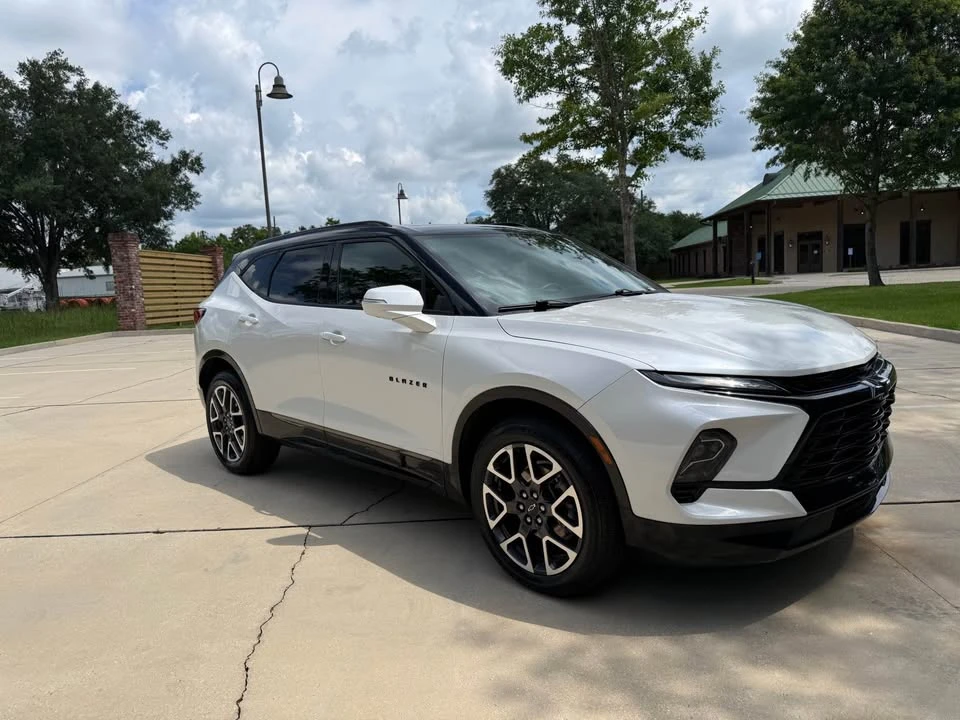 2023 Chevrolet Blazer - Image 3 of 17