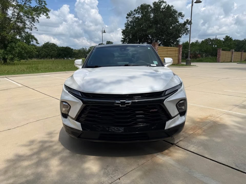 2023 Chevrolet Blazer - Image 2 of 17