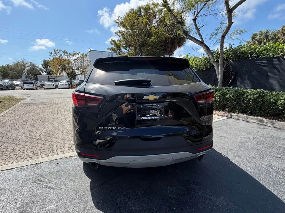 2023 Chevrolet Blazer - Image 5 of 12