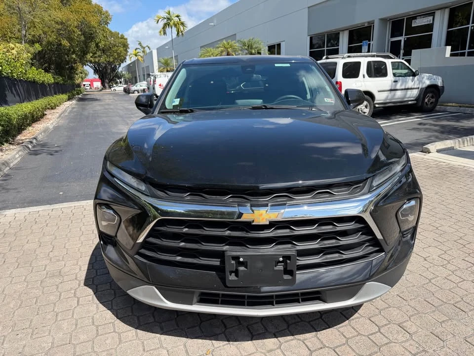 2023 Chevrolet Blazer - Image 2 of 12