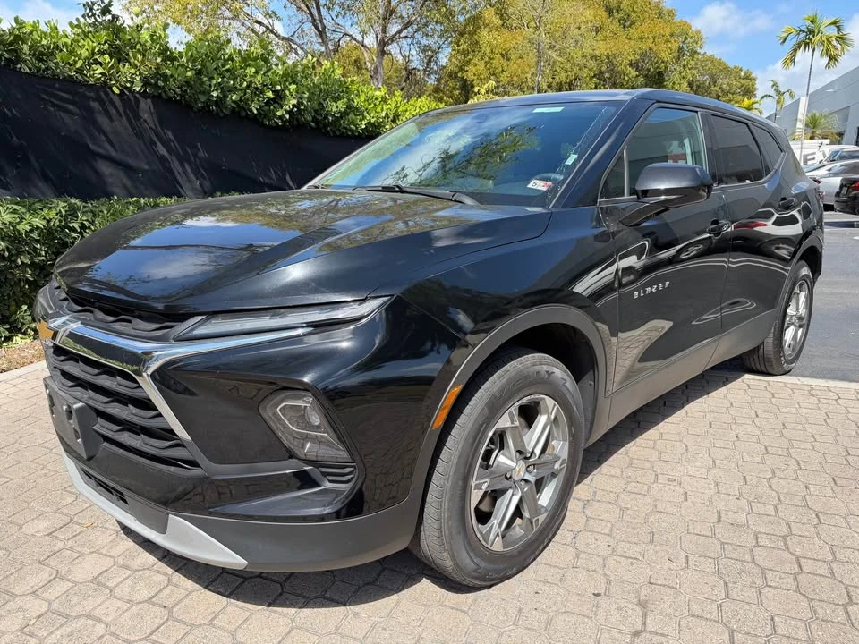 2023 Chevrolet Blazer - Image 3 of 12