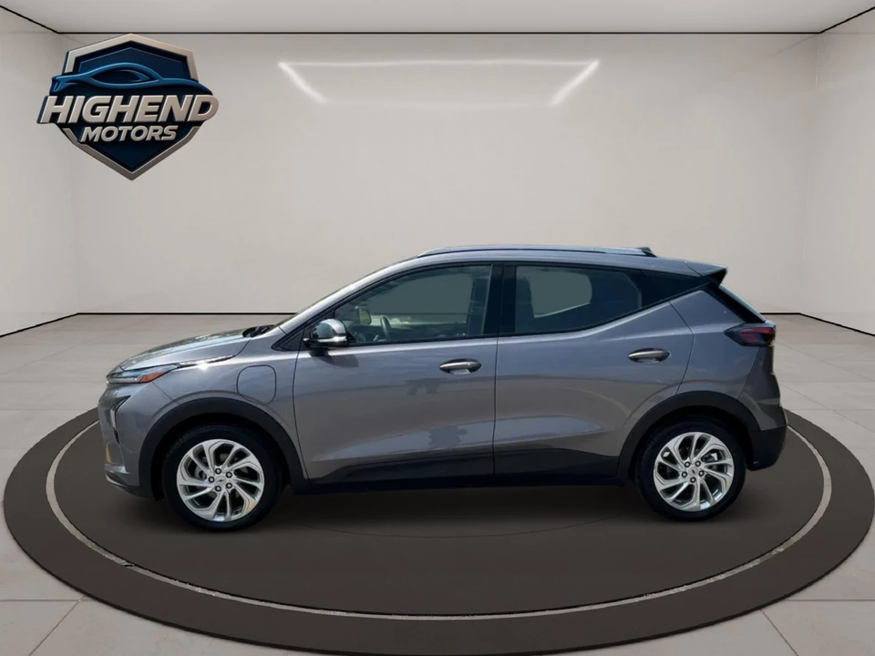 2023 Chevrolet - Image 3 of 21