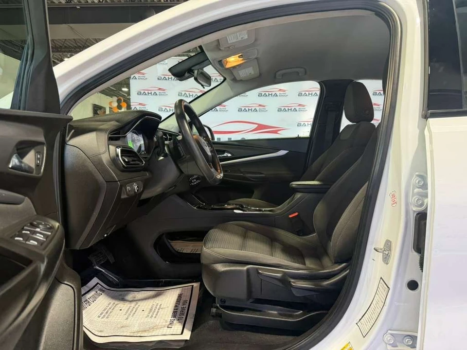 2023 Chevrolet - Image 29 of 31