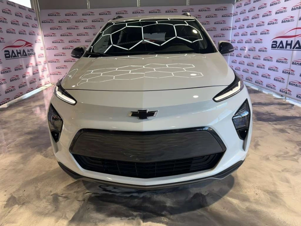 2023 Chevrolet - Image 3 of 31