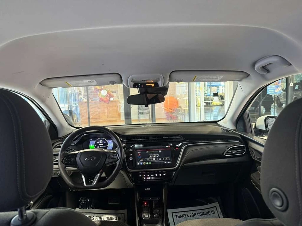 2023 Chevrolet - Image 23 of 31