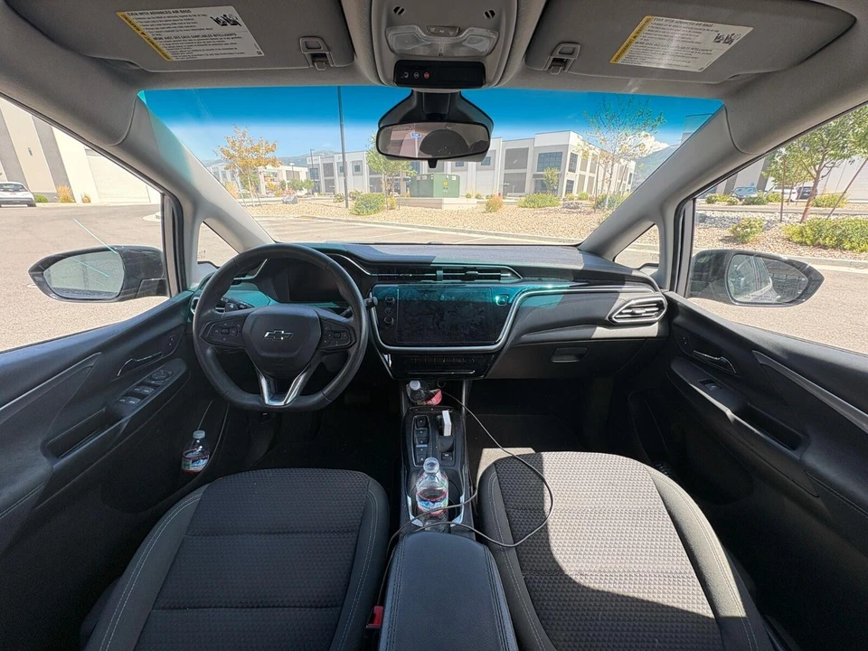 2023 Chevrolet - Image 2 of 3