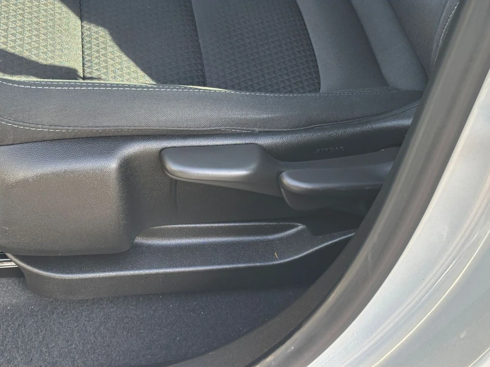 2023 Chevrolet Volt - Image 29 of 31