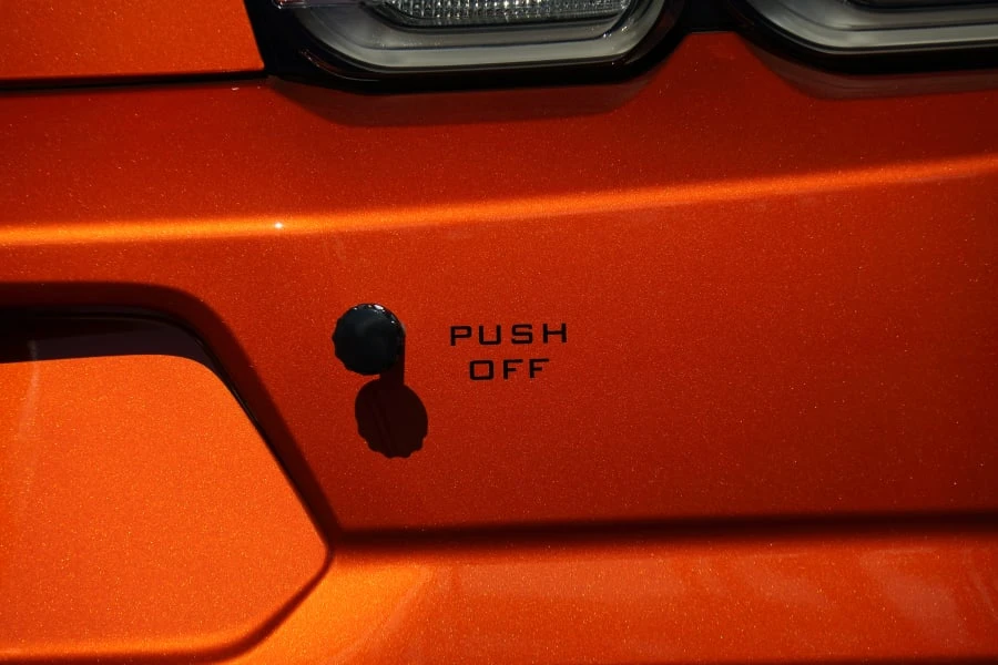 2023 Chevrolet Camaro 6th Gen - Image 27 of 31