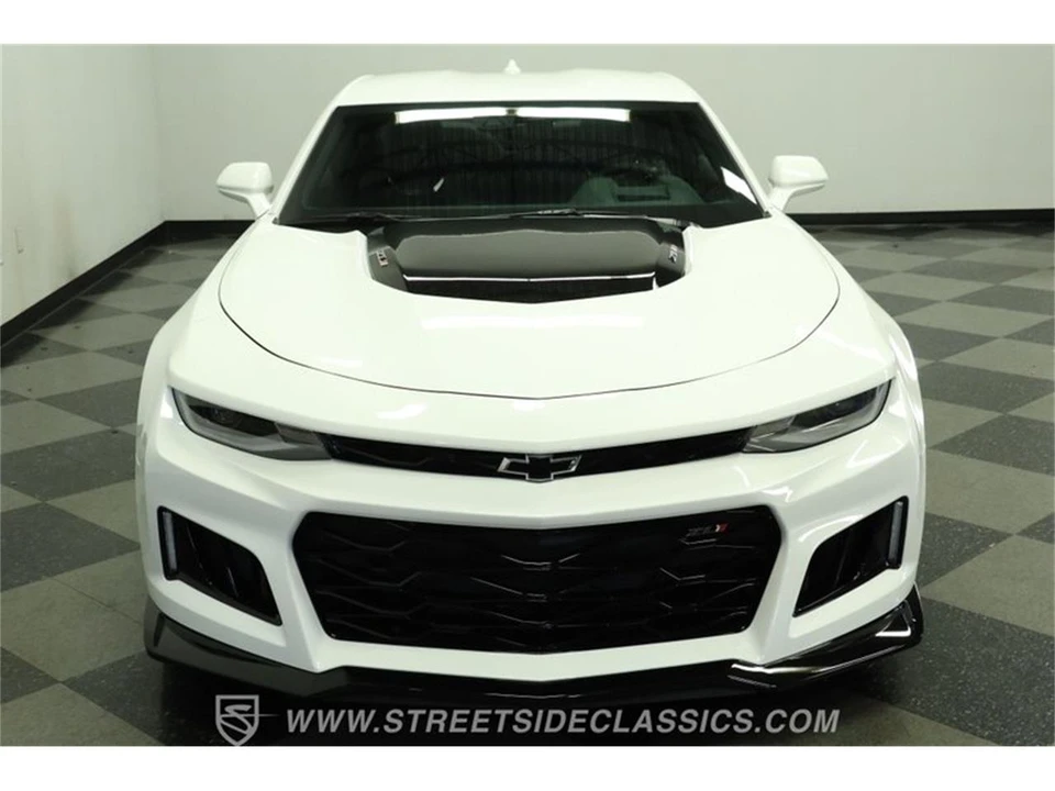 2023 Chevrolet Camaro 6th Gen - Image 16 of 31