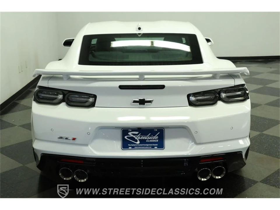2023 Chevrolet Camaro 6th Gen - Image 9 of 31