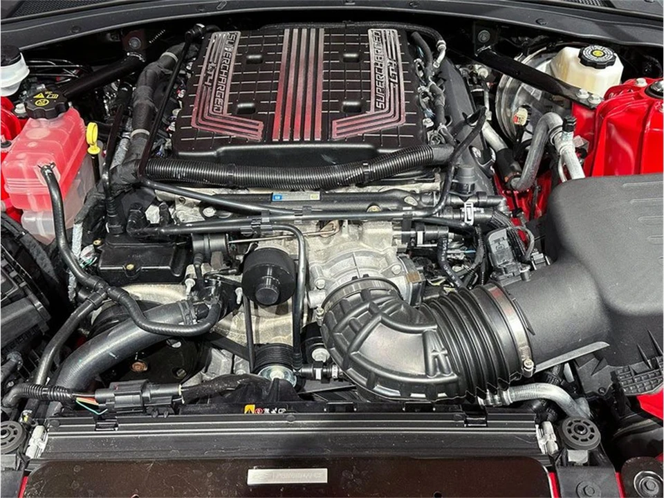 2023 Chevrolet Camaro 6th Gen - Image 25 of 31