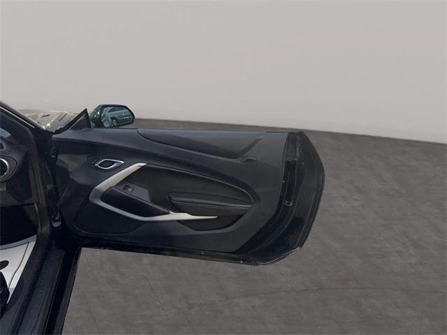 2023 Chevrolet Camaro 6th Gen - Image 15 of 19