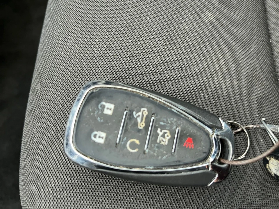2023 Chevrolet Camaro 6th Gen - Image 27 of 31