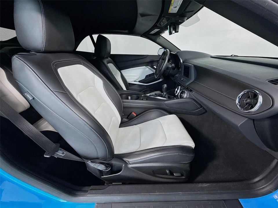 2023 Chevrolet Camaro 6th Gen - Image 21 of 31