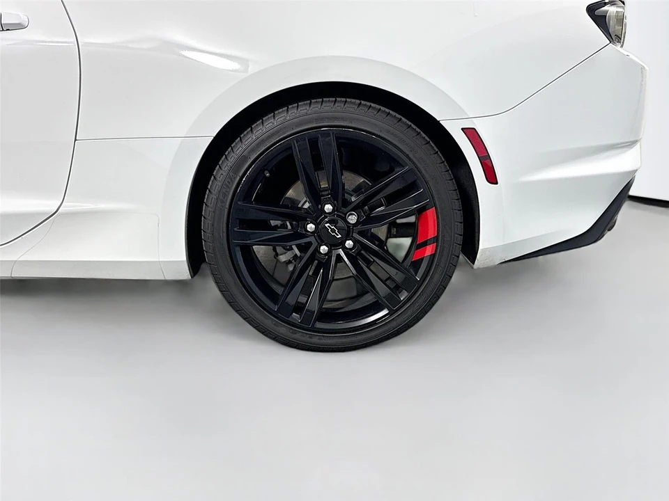 2023 Chevrolet Camaro 6th Gen - Image 14 of 20