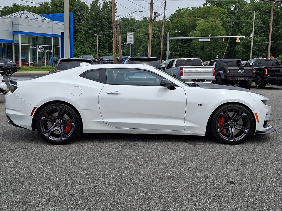 2023 Chevrolet Camaro SS 6th Gen - Image 7 of 31