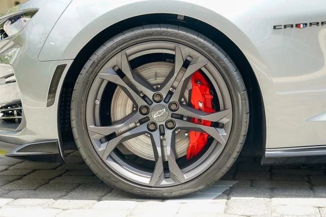 2023 Chevrolet Camaro SS 6th Gen - Image 14 of 31