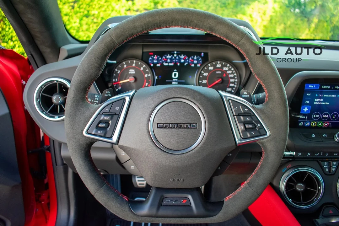 2023 Chevrolet Camaro ZL1 6th Gen - Image 11 of 31