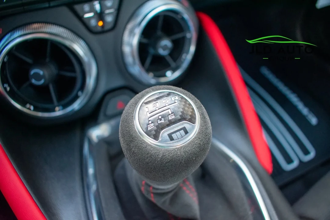 2023 Chevrolet Camaro ZL1 6th Gen - Image 16 of 31