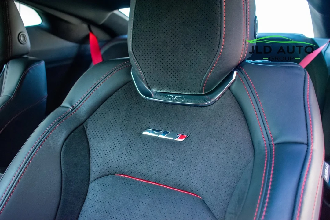 2023 Chevrolet Camaro ZL1 6th Gen - Image 21 of 31
