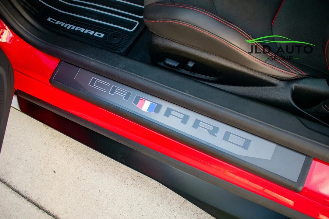 2023 Chevrolet Camaro ZL1 6th Gen - Image 23 of 31