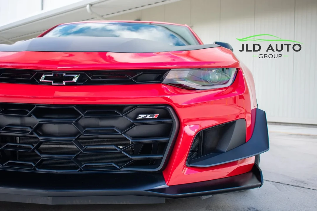 2023 Chevrolet Camaro ZL1 6th Gen - Image 30 of 31