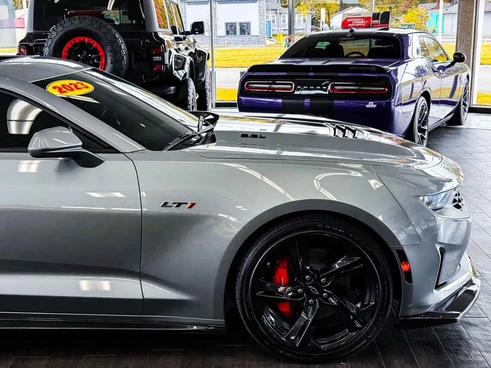 2023 Chevrolet Camaro 6th Gen - Image 20 of 21