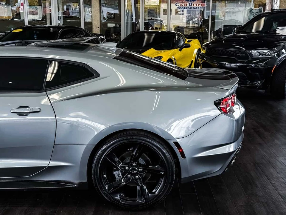 2023 Chevrolet Camaro 6th Gen - Image 12 of 21