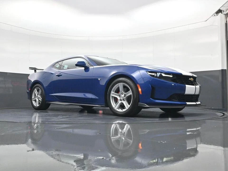 2023 Chevrolet Camaro 6th Gen - Image 2 of 9