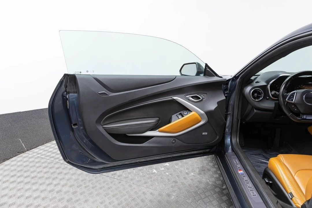 2023 Chevrolet Camaro 6th Gen - Image 10 of 31