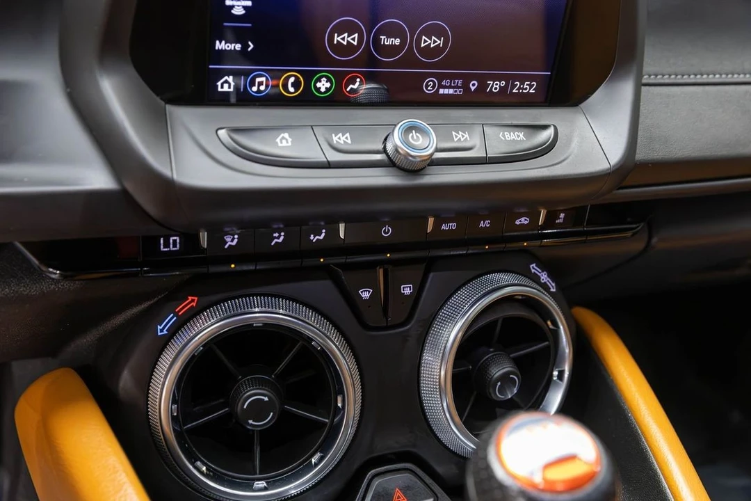 2023 Chevrolet Camaro 6th Gen - Image 23 of 31