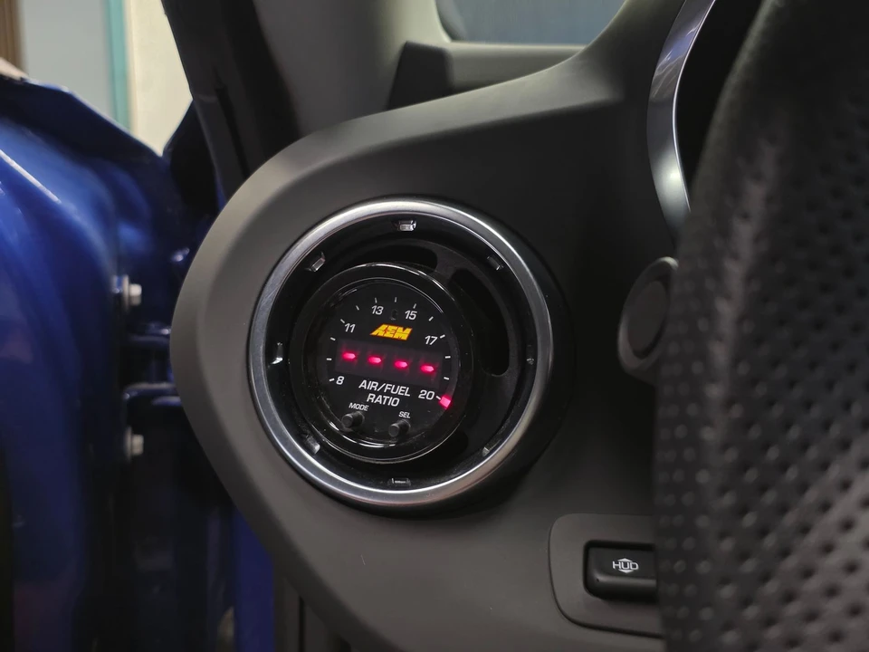 2023 Chevrolet Camaro SS 6th Gen - Image 25 of 31
