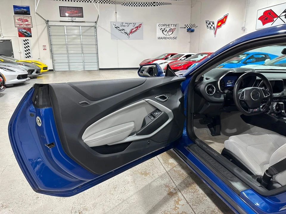 2023 Chevrolet Camaro SS 6th Gen - Image 16 of 21