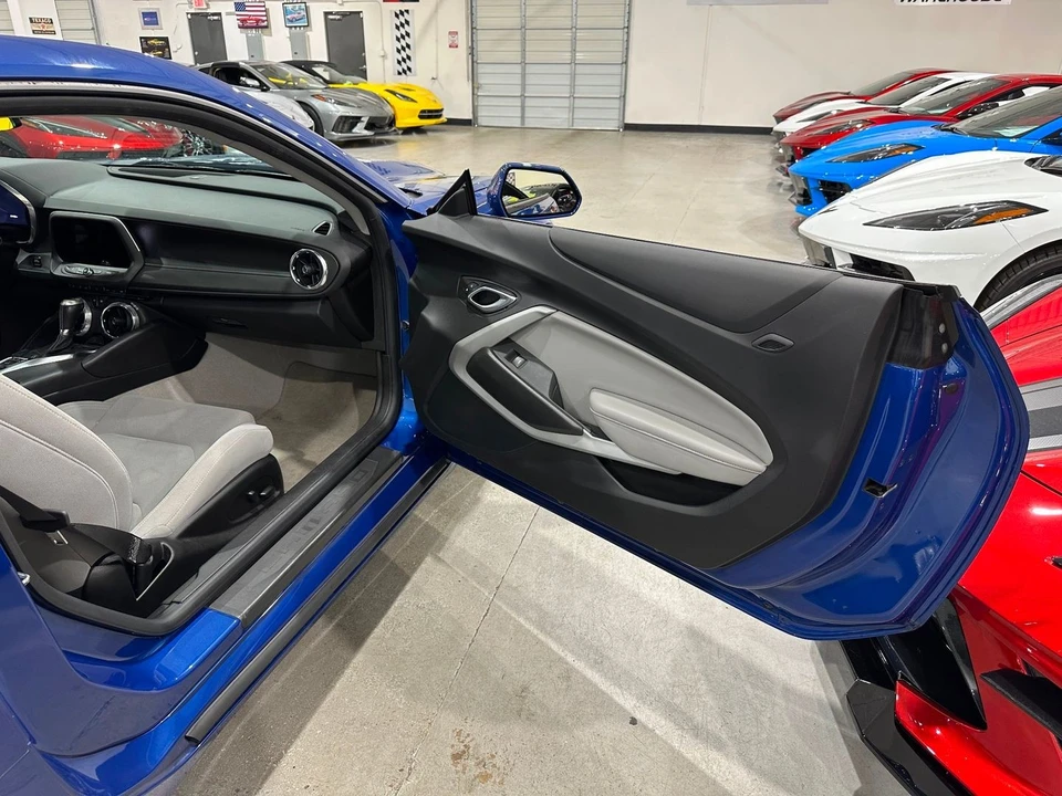 2023 Chevrolet Camaro SS 6th Gen - Image 17 of 21