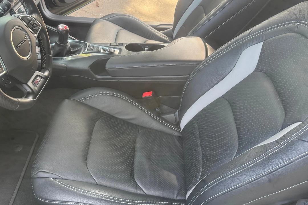 2023 Chevrolet Camaro SS 6th Gen - Image 23 of 31