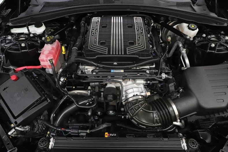 2023 Chevrolet Camaro ZL1 6th Gen - Image 5 of 31
