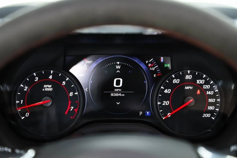 2023 Chevrolet Camaro ZL1 6th Gen - Image 16 of 31