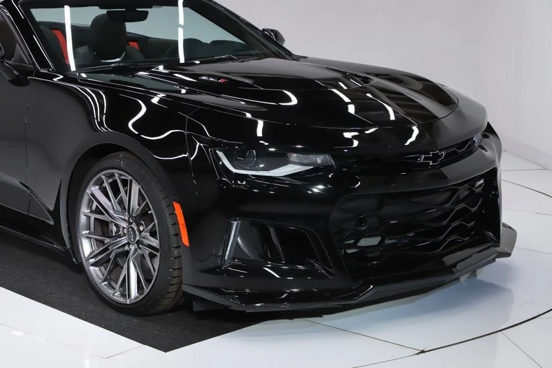 2023 Chevrolet Camaro ZL1 6th Gen - Image 22 of 31