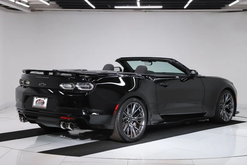 2023 Chevrolet Camaro ZL1 6th Gen - Image 25 of 31